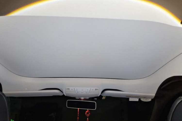 Used Mercedes-Benz E-Class 2017 E 300 L Sporty and Stylish Model Headliner