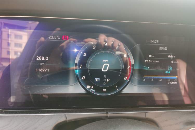 Used Mercedes-Benz E-Class 2017 E 300 L Sport Luxury Edition Instrument Cluster