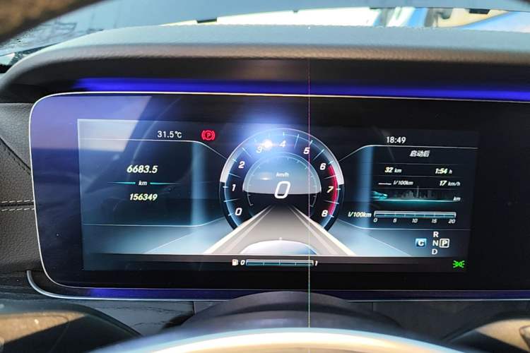 Used Mercedes-Benz E-Class 2017 E 300 L Sport Luxury Edition Instrument Cluster