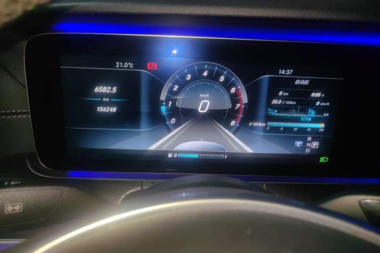 Used Mercedes-Benz E-Class 2017 E 300 L Sport Luxury Edition Instrument Cluster
