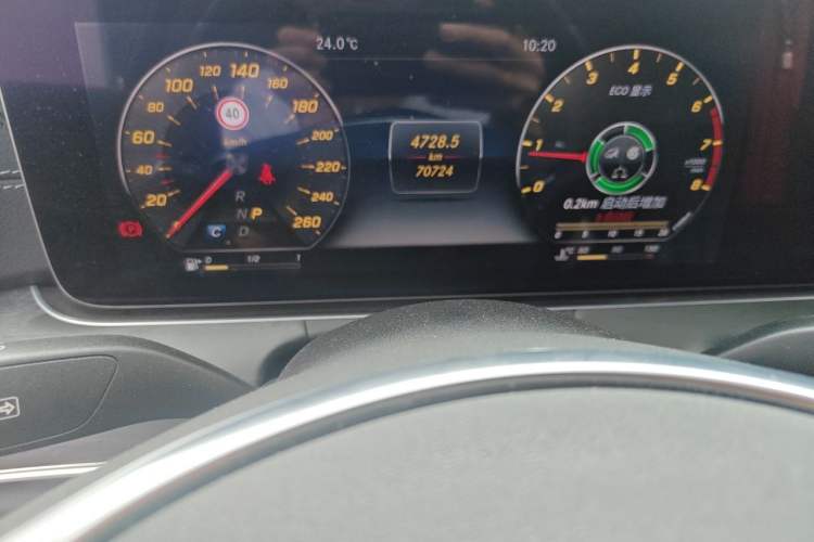 Used Mercedes-Benz E-Class 2017 E 300 L Sporty and Stylish Model Instrument Cluster