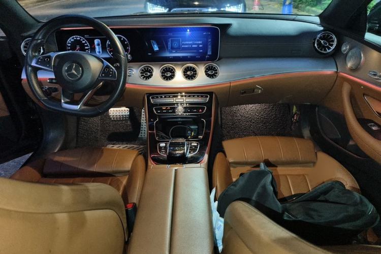 Used Mercedes-Benz E-Class 2017 E 200 Coupe Interior 2