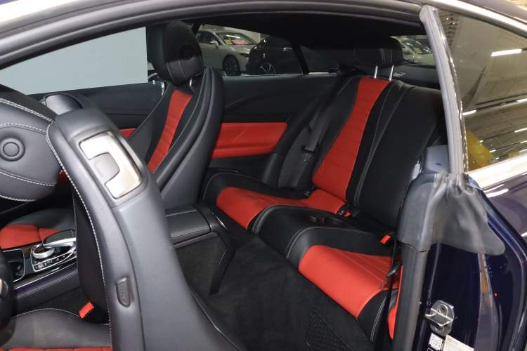 Used Mercedes-Benz E-Class 2017 E 200 Coupe Interior 2