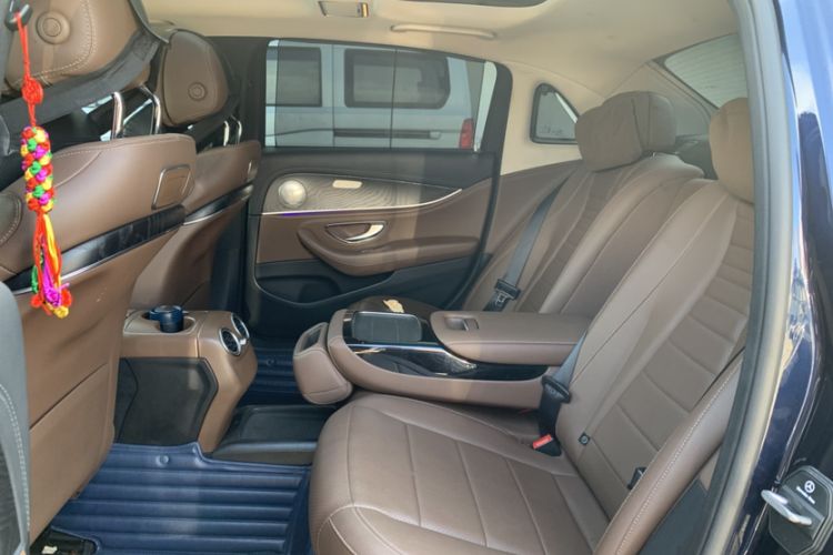 Used Mercedes-Benz E-Class 2017 E 300 L Sport Luxury Edition Interior 6