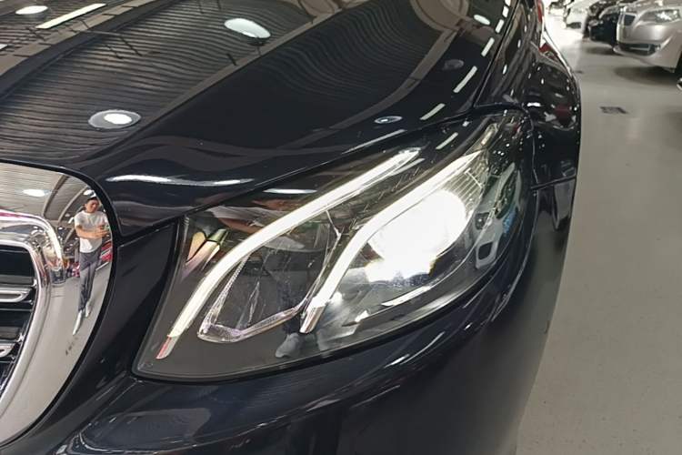 Used Mercedes-Benz E-Class 2017 E 300 L Luxury Model Left Front Headlight