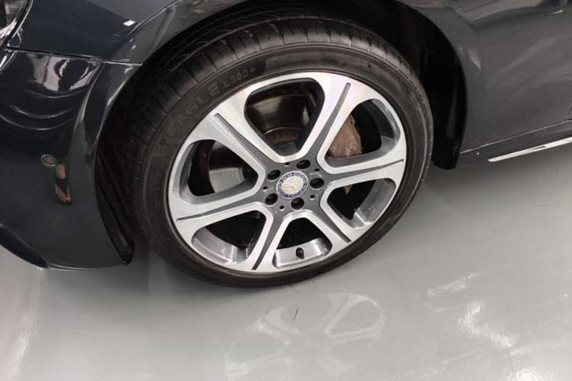 Used Mercedes-Benz E-Class 2017 E 300 L Sporty and Stylish Model Left Front Wheel Hub