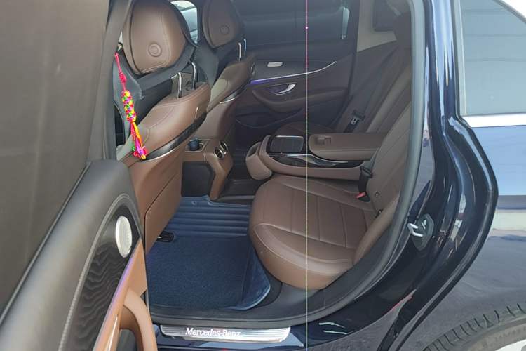 Used Mercedes-Benz E-Class 2017 E 300 L Sport Luxury Edition Left Rear Seat