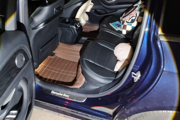 Used Mercedes-Benz E-Class 2017 E 300 L Sporty and Stylish Model Left Rear Seat