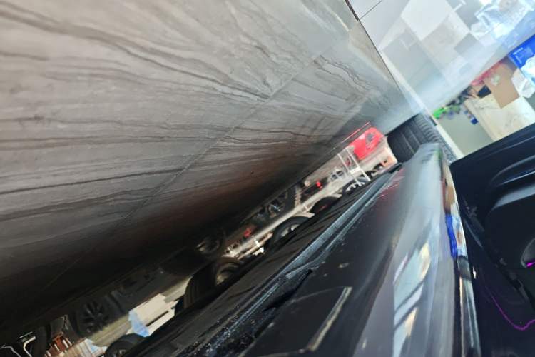 Used Mercedes-Benz E-Class 2017 E 200 Coupe Left Side Sill