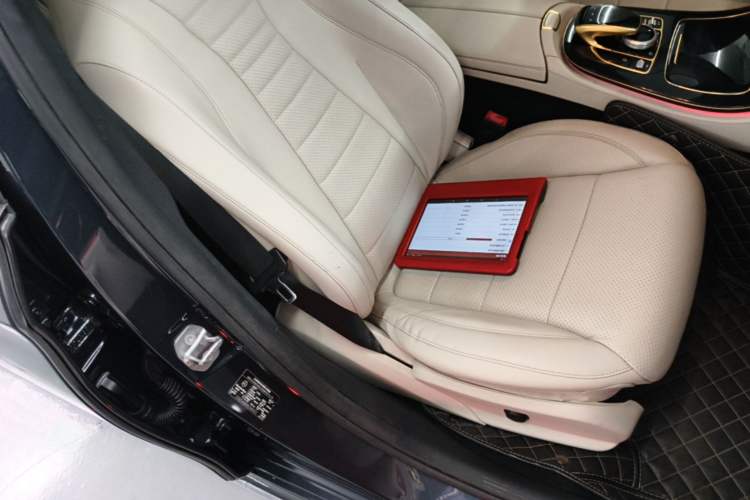 Used Mercedes-Benz E-Class 2017 E 300 L Sporty and Stylish Model Right Front Seat