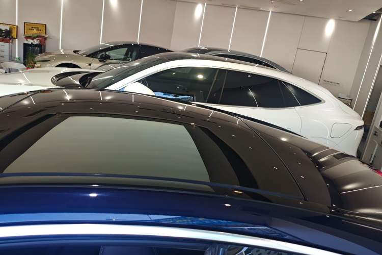 Used Mercedes-Benz E-Class 2017 E 200 Coupe Roof