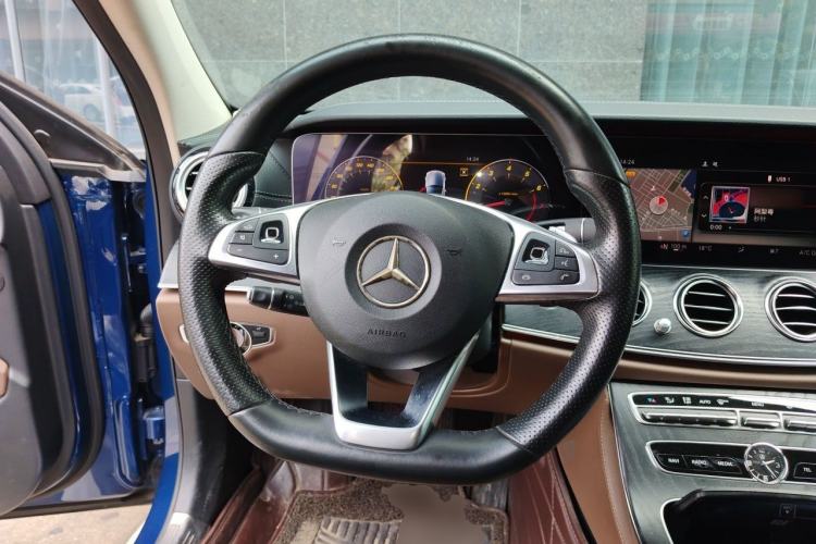 Used Mercedes-Benz E-Class 2017 E 200 Sport Steering Wheel