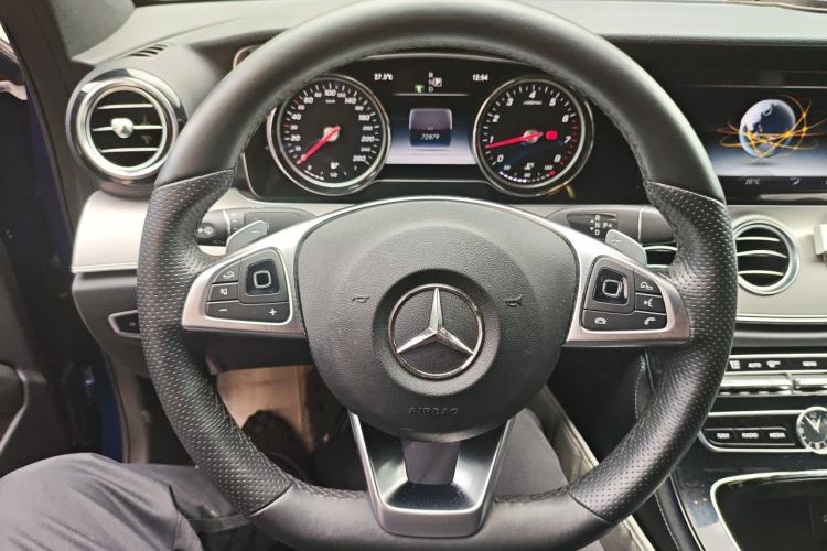 Used Mercedes-Benz E-Class 2017 E 200 Sport Steering Wheel