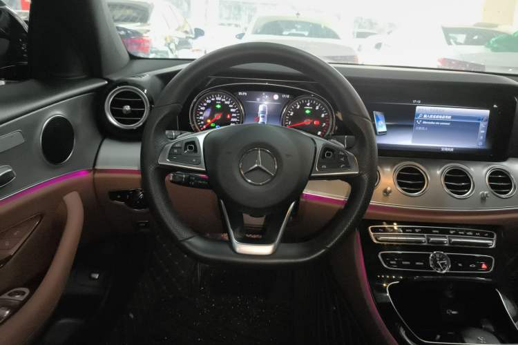 Used Mercedes-Benz E-Class 2017 E 200 Sport Steering Wheel