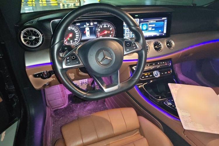 Used Mercedes-Benz E-Class 2017 E 200 4MATIC Coupe Steering Wheel