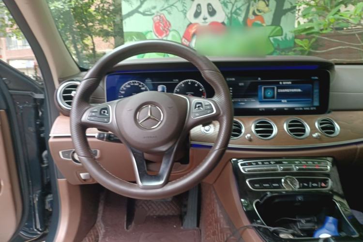 Used Mercedes-Benz E-Class 2017 E 300 L Luxury Model Steering Wheel