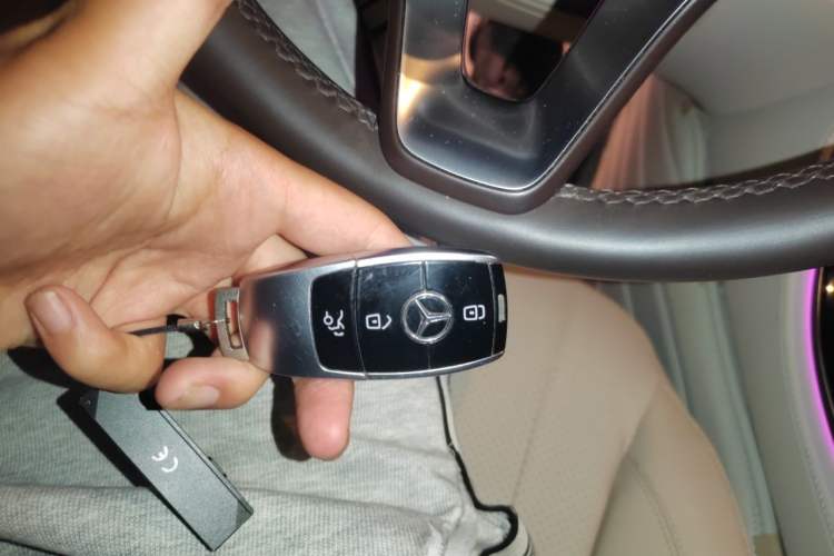 Used Mercedes-Benz E-Class 2017 E 300 L Luxury Model Vehicle Key