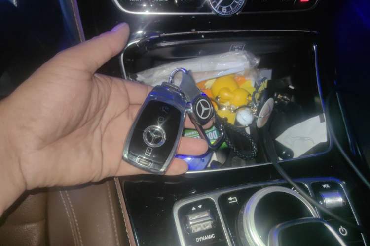 Used Mercedes-Benz E-Class 2017 E 300 L Sport Luxury Edition Vehicle Key
