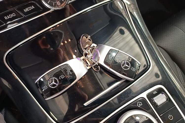 Used Mercedes-Benz E-Class 2017 E 300 L Luxury Model Vehicle Key