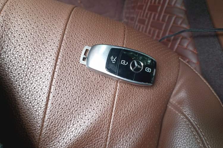 Used Mercedes-Benz E-Class 2017 E 300 L Luxury Model Vehicle Key