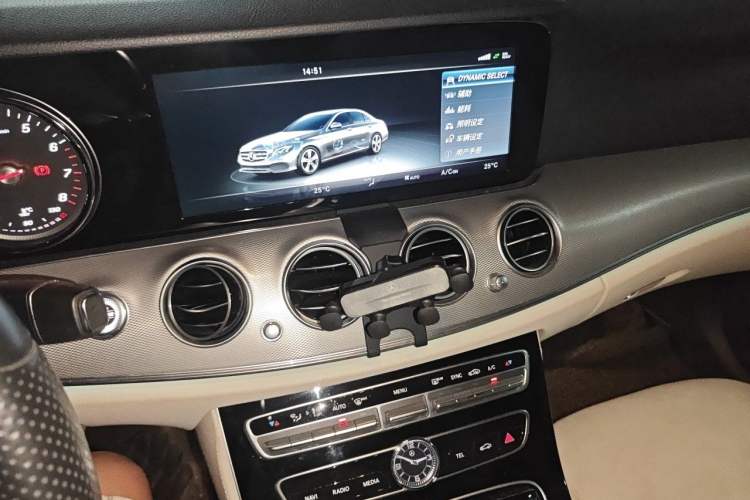 Used Mercedes-Benz E-Class 2017 E 300 Sport Edition Audio And AC Panel