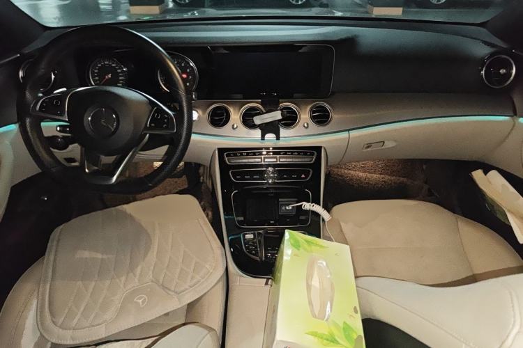 Used Mercedes-Benz E-Class 2017 E 300 Sport Edition Center Console