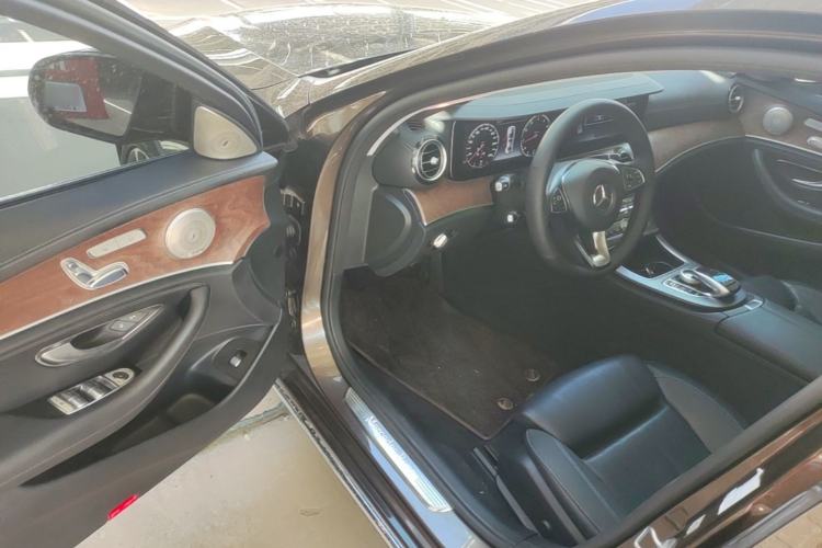 Used Mercedes-Benz E-Class 2017 E 200 L 4MATIC Driver Seat