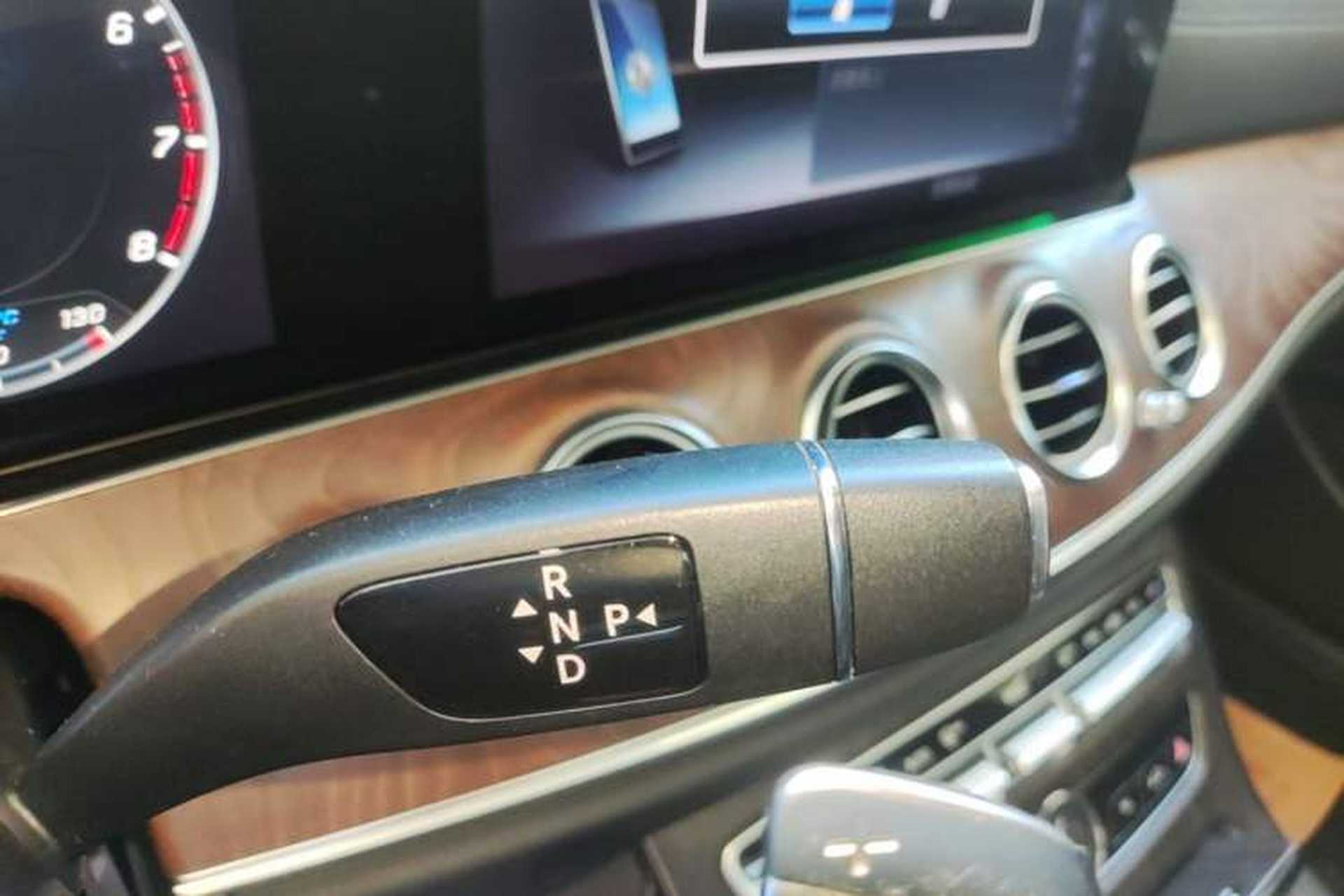Used Mercedes-Benz E-Class 2017 E 200 L 4MATIC Gear Lever