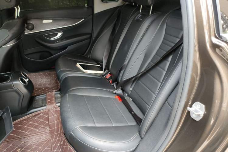 Used Mercedes-Benz E-Class 2017 E 300 L Sport Luxury Edition Left Rear Seat