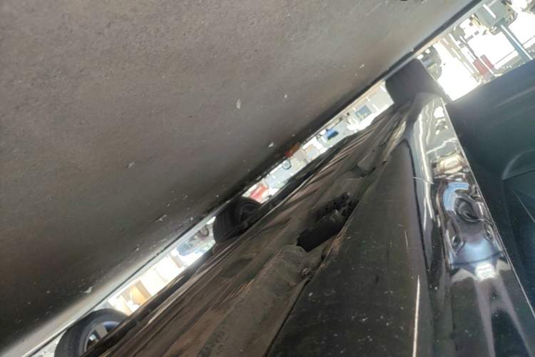 Used Mercedes-Benz E-Class 2017 E 200 L 4MATIC Left Side Sill