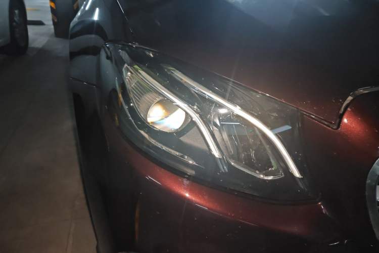 Used Mercedes-Benz E-Class 2017 E 200 4MATIC Coupe Right Front Headlight