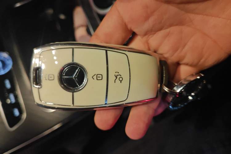 Used Mercedes-Benz E-Class 2017 E 200 4MATIC Coupe Vehicle Key