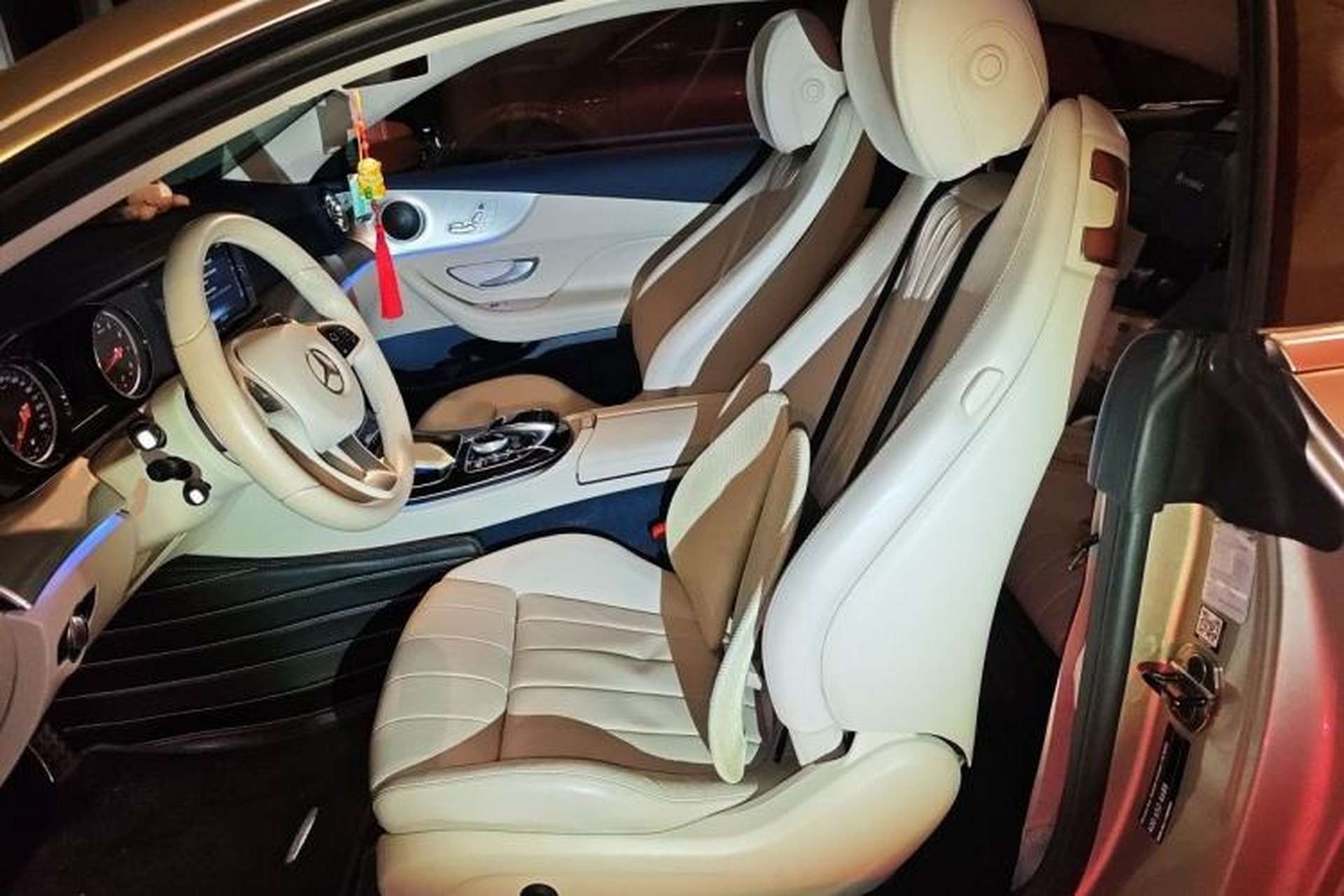 Used Mercedes-Benz E-Class 2017 E 200 Coupe Left Front Seat