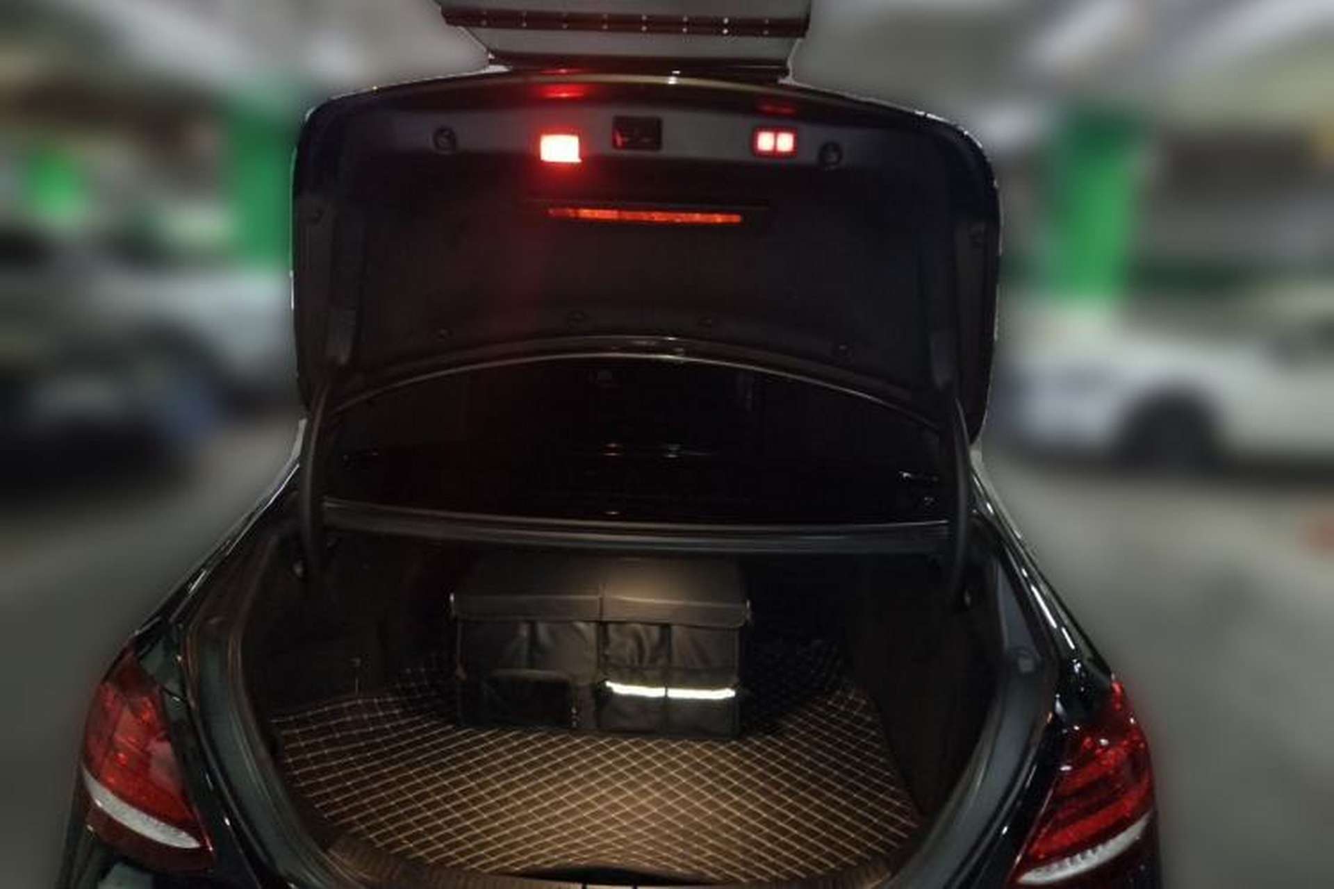 Used Mercedes-Benz E-Class 2017 E 300 L Sport Luxury Edition Trunk
