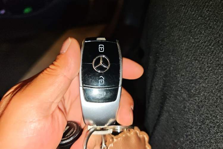 Used Mercedes-Benz E-Class 2017 E 200 Coupe Vehicle Key