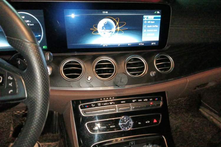 Used Mercedes-Benz E-Class 2017 E 300 L Sport Luxury Edition Audio And AC Panel