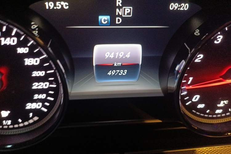 Used Mercedes-Benz E-Class 2017 E 200 Sport 4MATIC Odometer Close Up