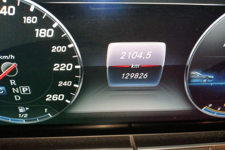 Used Mercedes-Benz E-Class 2017 E 300 L Sport Luxury Edition Odometer Close Up