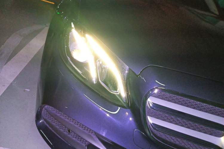 Used Mercedes-Benz E-Class 2017 E 300 L Sport Luxury Edition Right Front Headlight