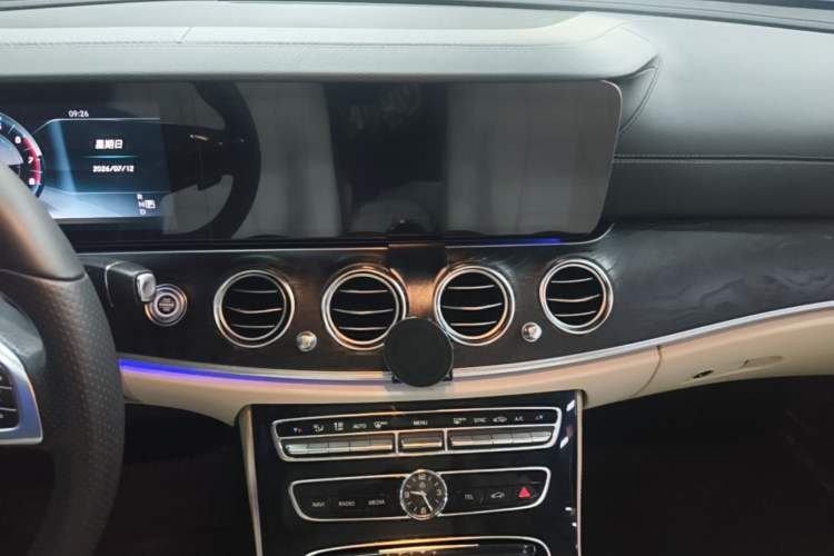 Used Mercedes-Benz E-Class 2017 E 300 L Sport Luxury Edition Audio And AC Panel