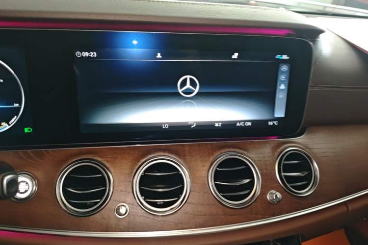 Used Mercedes-Benz E-Class 2017 E 300 L Luxury Model Audio And AC Panel