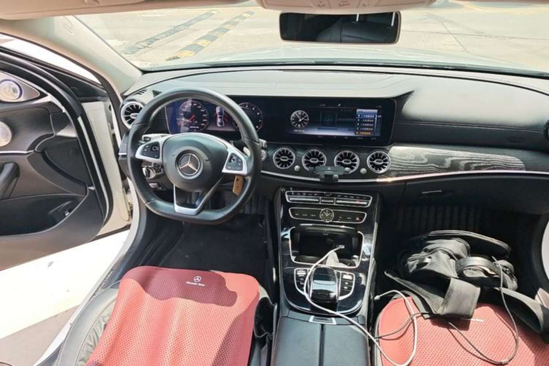 Used Mercedes-Benz E-Class 2017 E 300 L Sport Luxury Edition Center Console
