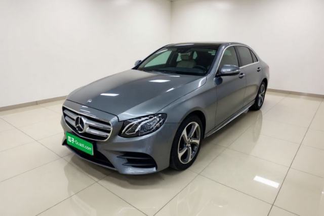 Ojetý Mercedes-Benz E-Class 2017 E 300 L Sport Luxury Edition