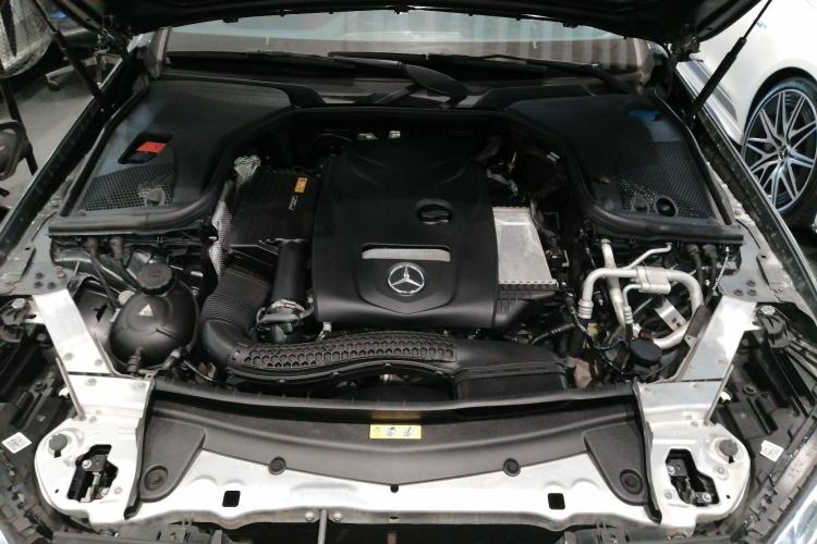 Used Mercedes-Benz E-Class 2017 E 200 Coupe Engine Bay