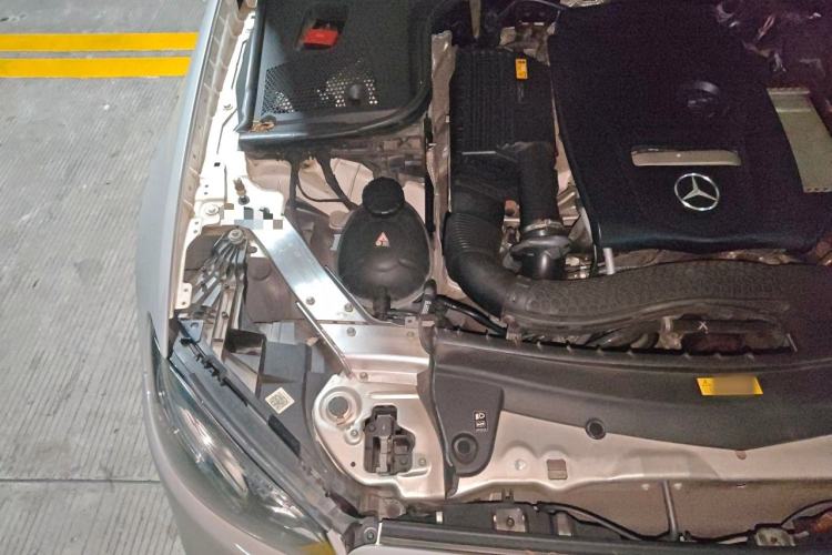 Used Mercedes-Benz E-Class 2017 E 300 Coupe Engine Bay Right