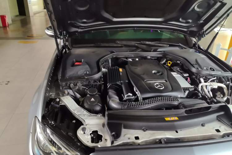 Used Mercedes-Benz E-Class 2017 E 200 Sport 4MATIC Engine Bay Right