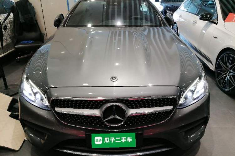 Used Mercedes-Benz E-Class 2017 E 200 Coupe Exterior 1