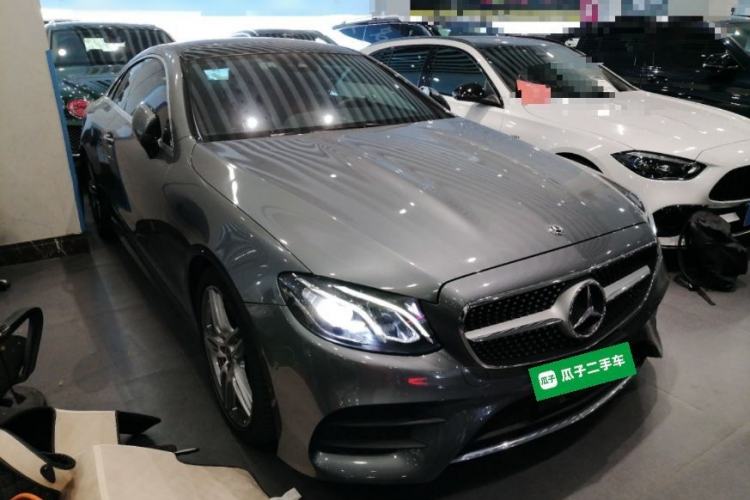 Used Mercedes-Benz E-Class 2017 E 200 Coupe Exterior 2