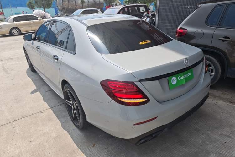 Used Mercedes-Benz E-Class 2017 E 300 L Sport Luxury Edition Exterior 2