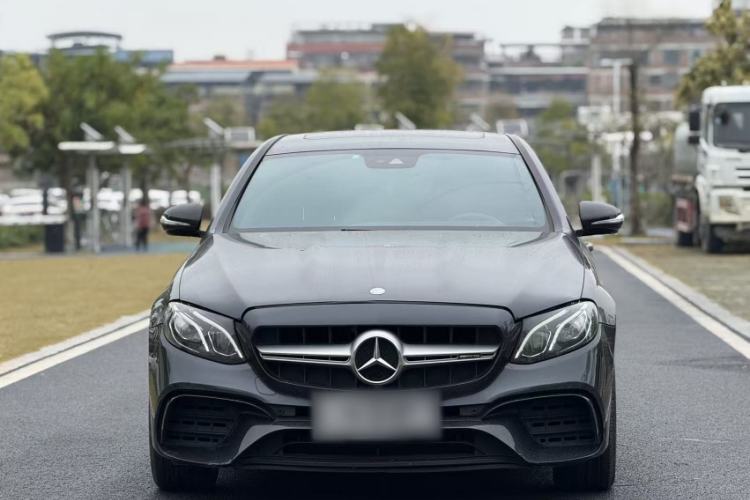 Used Mercedes-Benz E-Class 2017 E 200 Sport 4MATIC Exterior 2